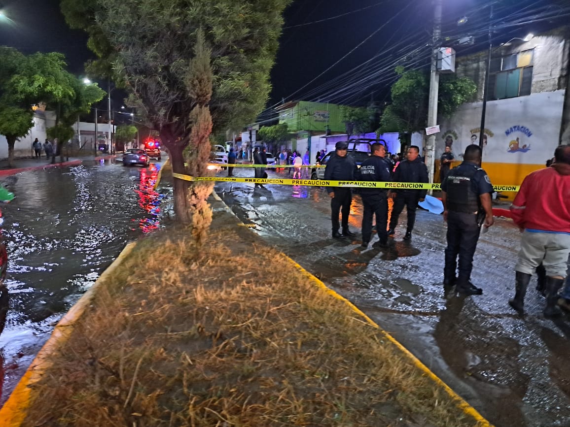 Fallecen dos estudiantes del TESChi por lluvia en Chimalhuacán |  