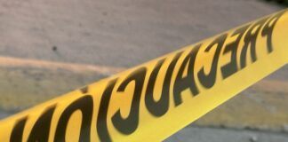 Hallan cuerpo embolsado en Atenco; víctima estaba amarrada en vía pública