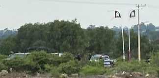 Hallan cuerpo decapitado frente a la UAEM Zumpango; estaba envuelto en sábanas y amarrado