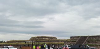Globo aerostático aterriza en pirámides de Teotihuacán; INAH cobra entrada a 25 pasajeros