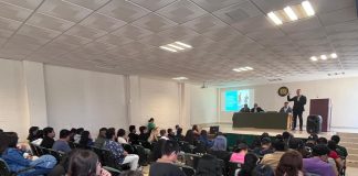 Jesús Cuanalo impulsa el emprendimiento y la visión sostenible entre jóvenes de la UAEM Texcoco