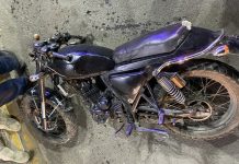 Muere motociclista tras brincar un tope y chocar en centro de Chicoloapan