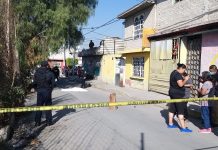 Asesinan a balazos a mujer en Ecatepec; agresores huyen en motocicleta